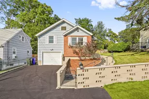 62 May St, Fairfield, CT 06825 - Photo 1