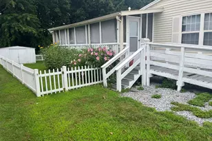 61 Elm St, East Windsor, CT 06088 - Photo 1