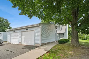 901 Misty Meadow Ln, South Windsor, CT 06074 - Photo 1