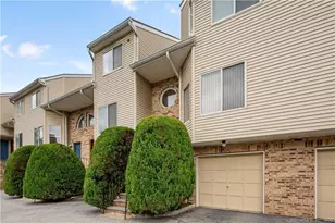 33 Pleasant St, Stamford, CT 06901 - Photo 1