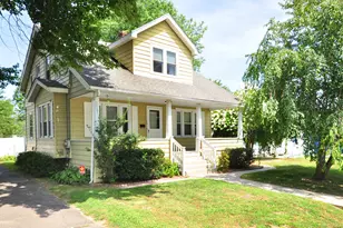 74 E Wolcott Ave, Windsor, CT 06095 - Photo 1