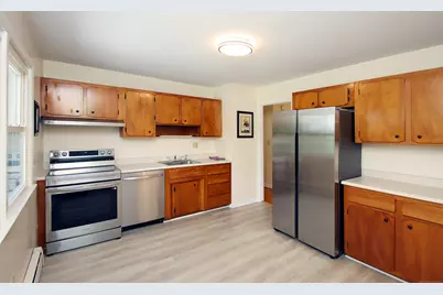 523 Treat Lane, Orange, CT 06477 - Photo 17