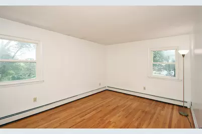 523 Treat Lane, Orange, CT 06477 - Photo 25