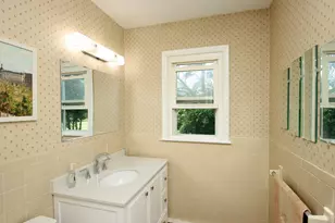 523 Treat Ln, Orange, CT 06477 - Photo 21