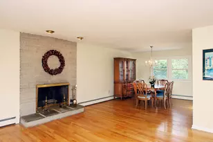 523 Treat Ln, Orange, CT 06477 - Photo 13