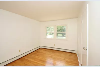 523 Treat Lane, Orange, CT 06477 - Photo 27