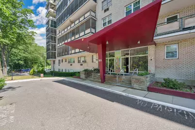 80 Cartright Street #8E, Bridgeport, CT 06604 - Photo 1