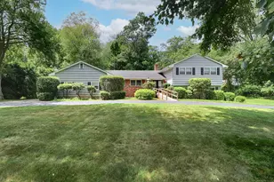 355 Surrey Ln, Fairfield, CT 06824 - Photo 1