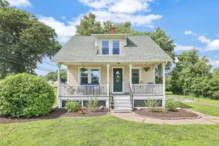 810 Thompsonville Rd, Suffield, CT 06078 - Photo 1