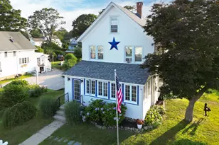 53 Smith St, East Lyme, CT 06357 - Photo 1