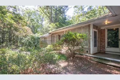 140 Mile Common Road, Easton, CT 06612 - Photo 1