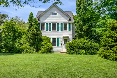 696 High Street, Naugatuck, CT 06770 - Photo 1