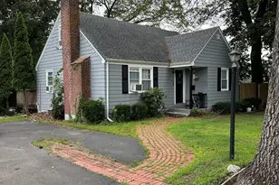 545 Park Ave, Windsor, CT 06095 - Photo 1