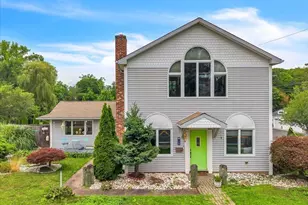 168 Shore Dr, Branford, CT 06405 - Photo 1