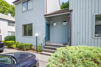 19 Somers Street #D1, Danbury, CT 06810 - Photo 1