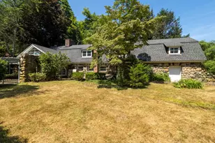 47 Larkspur Rd, Stamford, CT 06903 - Photo 1