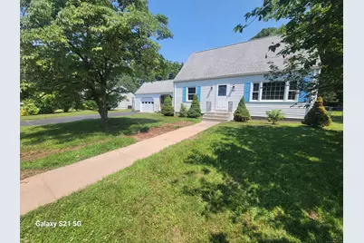 15 Elsie Drive, Manchester, CT 06042 - Photo 1