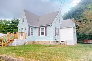 57 Pratt St, Norwich, CT 06360 - Photo 1