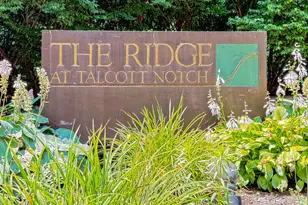 8 Staunton Ct, Farmington, CT 06032 - Photo 1