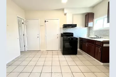 236 Greenwich Avenue #7, Stamford, CT 06902 - Photo 1