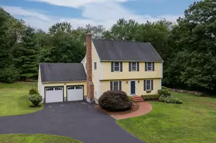 129 Acorn Rd, Madison, CT 06443 - Photo 1