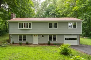 142 Wilderwood Dr, Guilford, CT 06437 - Photo 1