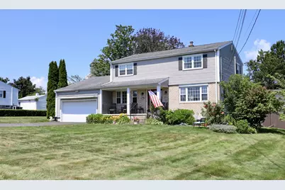 347 Shingle Hill Road, West Haven, CT 06516 - Photo 1