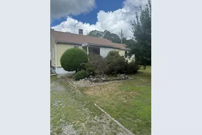 37 New London Turnpike, Montville, CT 06382 - Photo 1