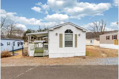 108 Clark Road #TRLR 18, Naugatuck, CT 06770 - Photo 1