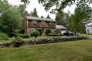 23 Yorktown Cir, Trumbull, CT 06611 - Photo 1