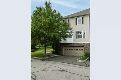 39 Faith Lane #39, Danbury, CT 06810 - Photo 1