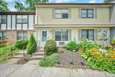 996 Meriden Waterbury Turnpike #APT 3E, Southington, CT 06479 - Photo 1