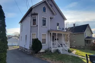 4 Stratton Pl, Danbury, CT 06810 - Photo 1