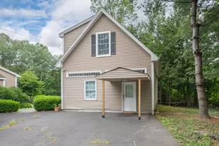 14 Bryan Ln, Newtown, CT 06470 - Photo 1