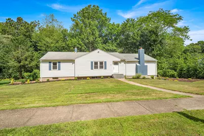 31 Roslyn Drive, Cheshire, CT 06410 - Photo 1