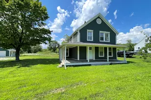 61 Hastings Rd, Southwick, MA 01077 - Photo 1