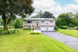 44 Chatfield Dr, Trumbull, CT 06611 - Photo 1