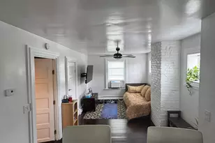 147 Fairfield Ave, Hartford, CT 06114 - Photo 1