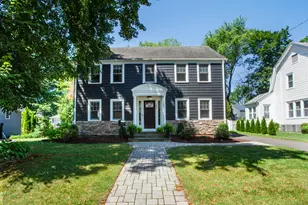 87 Woodrow St, West Hartford, CT 06107 - Photo 1