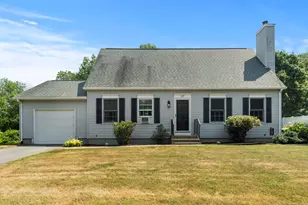 527 New London Rd, Groton, CT 06355 - Photo 1