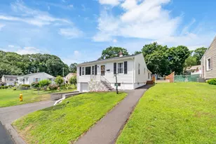 46 Villa Rd, Waterbury, CT 06706 - Photo 1