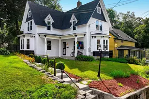 19 Florence St, Putnam, CT 06260 - Photo 1