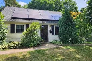 29 Melrose Dr, New Haven, CT 06513 - Photo 1