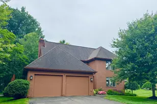 35 MacIntosh Ln, Glastonbury, CT 06033 - Photo 1