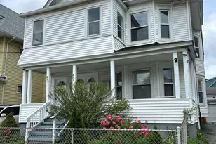 202 Parrott Ave, Bridgeport, CT 06606 - Photo 1