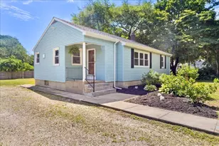 133 Bloomingdale Rd, Waterford, CT 06375 - Photo 1