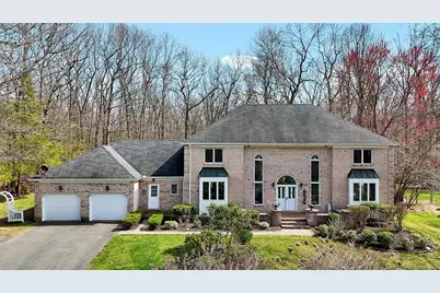 17 Hidden Oak Drive, Farmington, CT 06032 - Photo 1