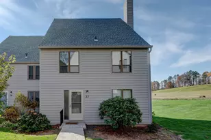 37 Hallmark Hill Dr, Wallingford, CT 06492 - Photo 1