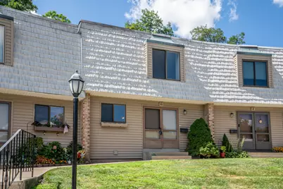 10 Redwood Court #10, Cromwell, CT 06416 - Photo 1