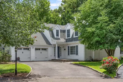 10 Holly Cove Circle, Stamford, CT 06902 - Photo 1